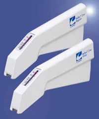 Conmed Reflex One Skin Stapler, 35 Regular Staples, Plastic Squeeze Handle, 6/Case