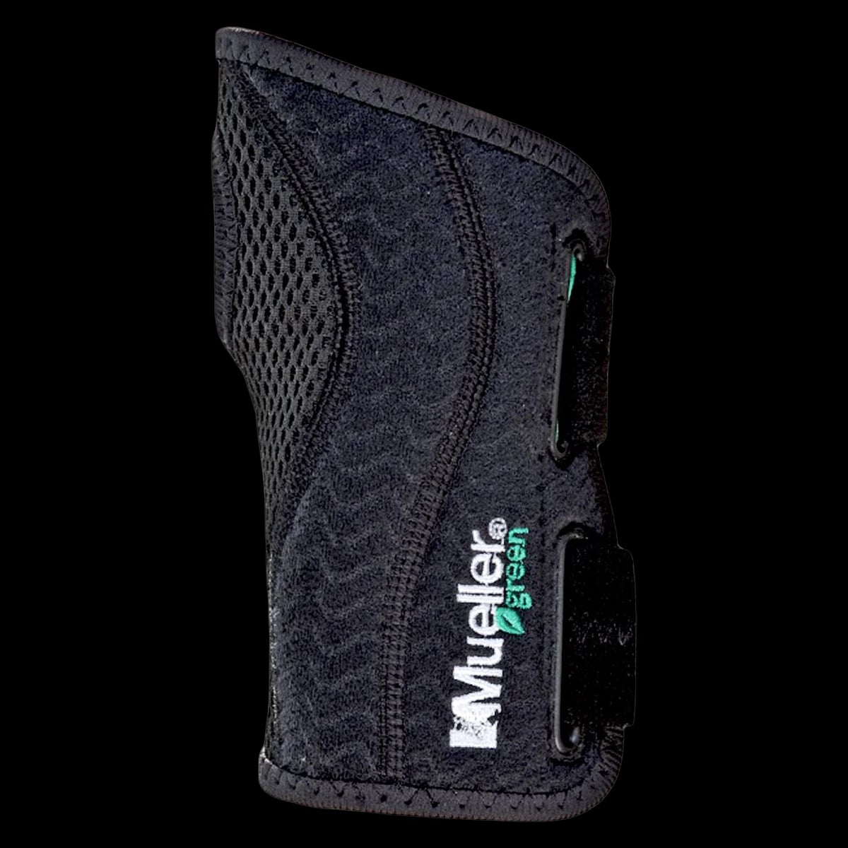 Mueller OmniForce Wrist Brace, Fitted, Black, Small/Medium, Right, 7"