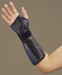 DeRoyal Splint Wrist Foam 8" X-Small, Left, Black
