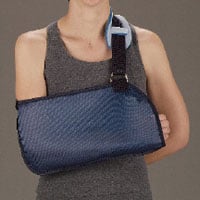 DeRoyal Specialty Arm Sling, Adult Medium, 8" x 17"