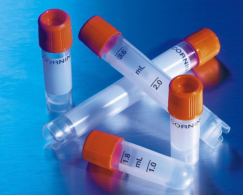 Corning Lifesciences Cryogenic Vial, Polypropylene, 5mL, External Thread, Round Bottom, Self-Standing, Sterile, 500/Case