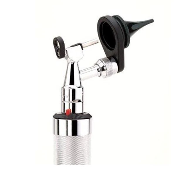 Welch Allyn Operating Otoscope with Specula, 3.5V