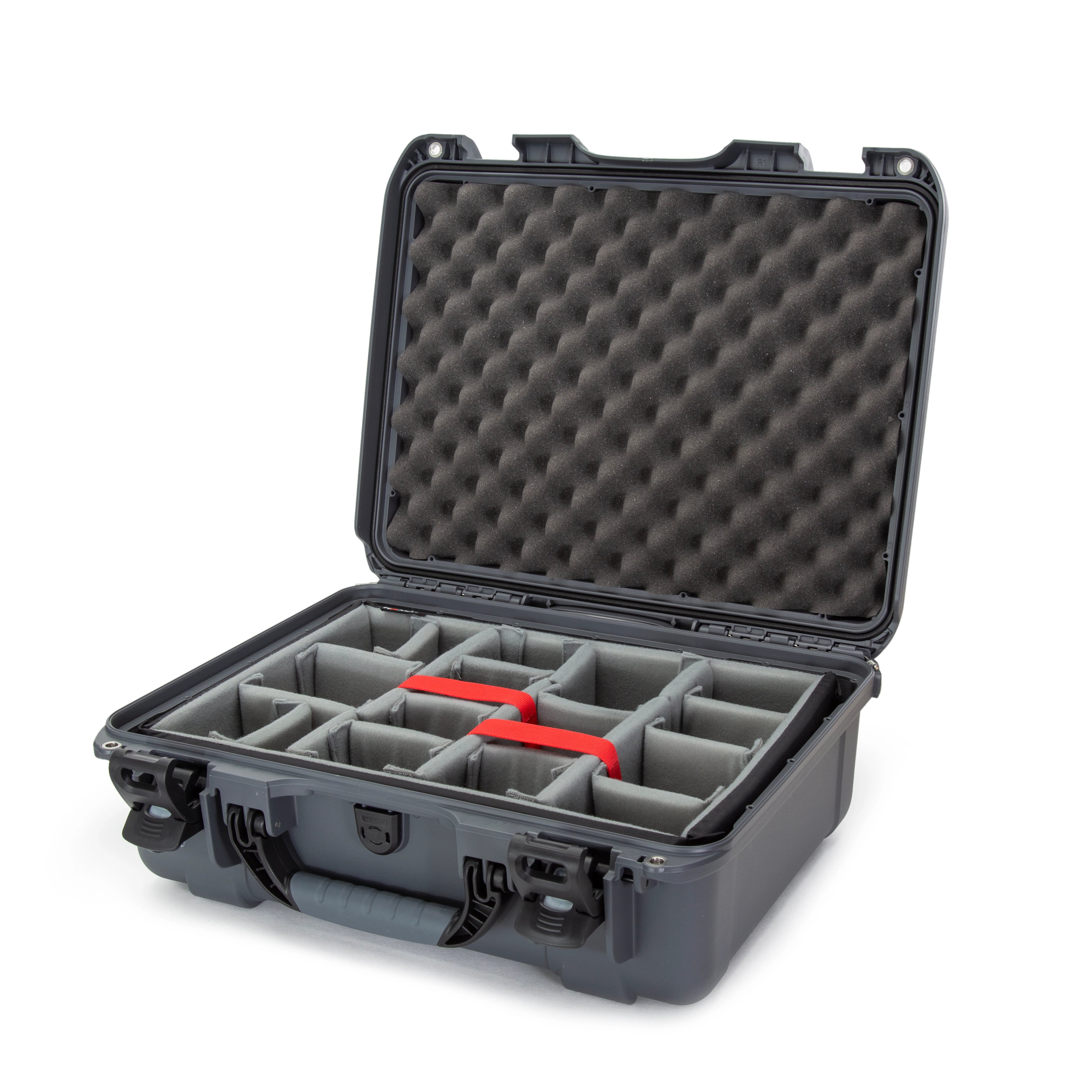 Nanuk 930 Large Hard Case with Padded Divider, Graphite
