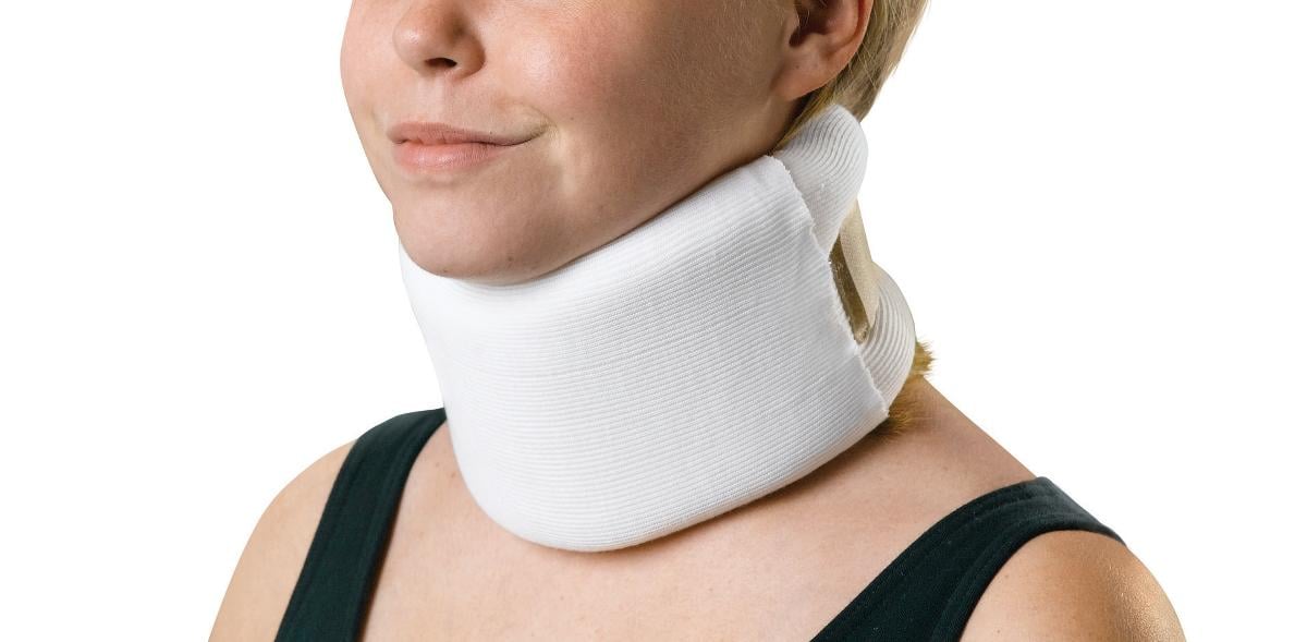 Medline Serpentine Cervical Collar, Adult, Foam, One Size, 3" x 22"