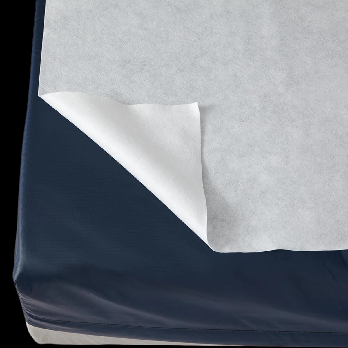 Medline Draw Sheet, White, Rayon/Polyester, 40" x 60"