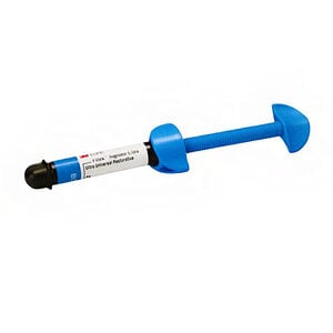Filtek Supreme Ultra Universal Composite Restorative, Syringe Refill, Shade A4 Body, 4 g, 3M/Solventum