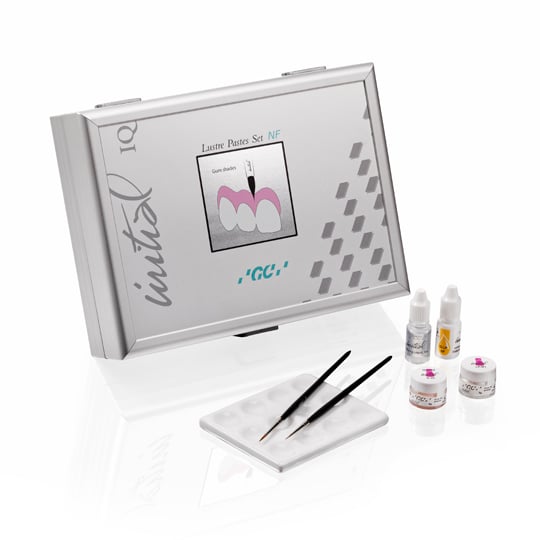 GC Initial IQ Lustre Pastes NF Brush #00