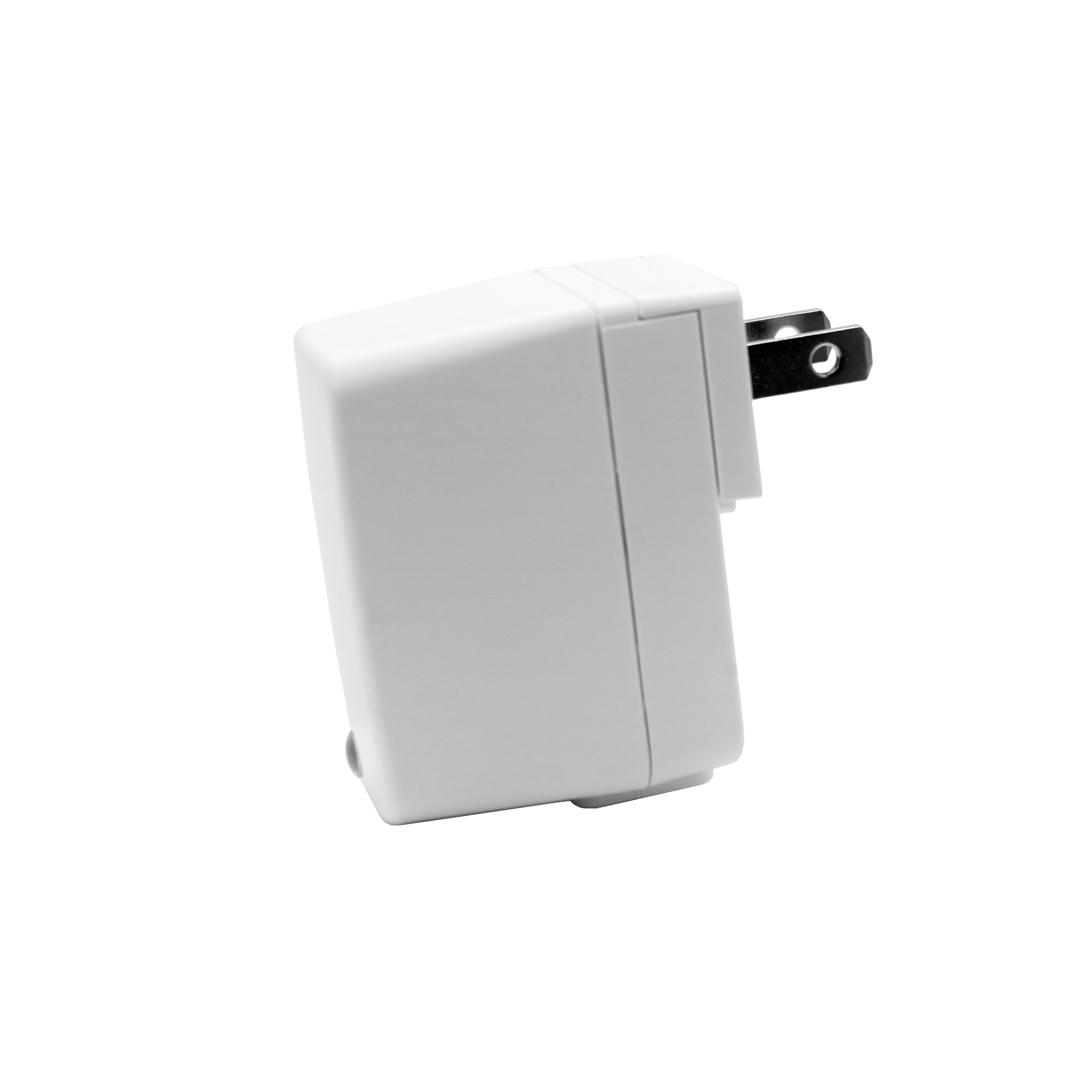 NuSmile Plug Soan USB Wall Charger