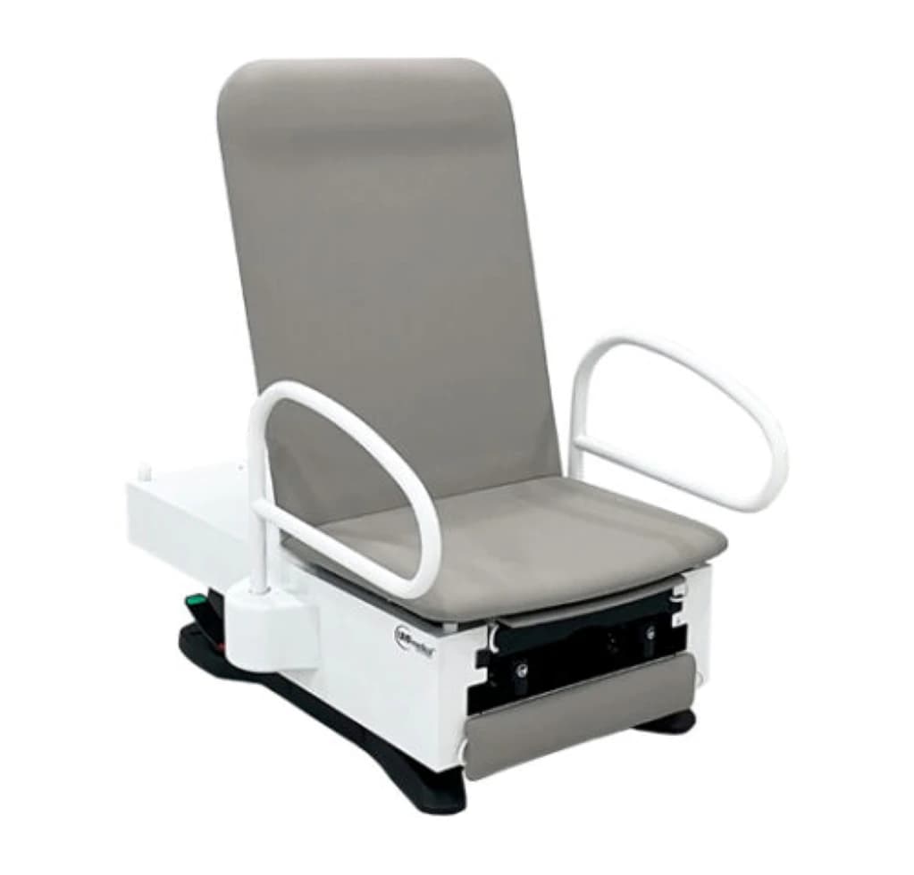 UMF Medical FusionFREEDOM Exam Chair, Lakeside Blue, 450 lb Capacity - Chair Exam FusionFREEDOM 450lb - Image 1