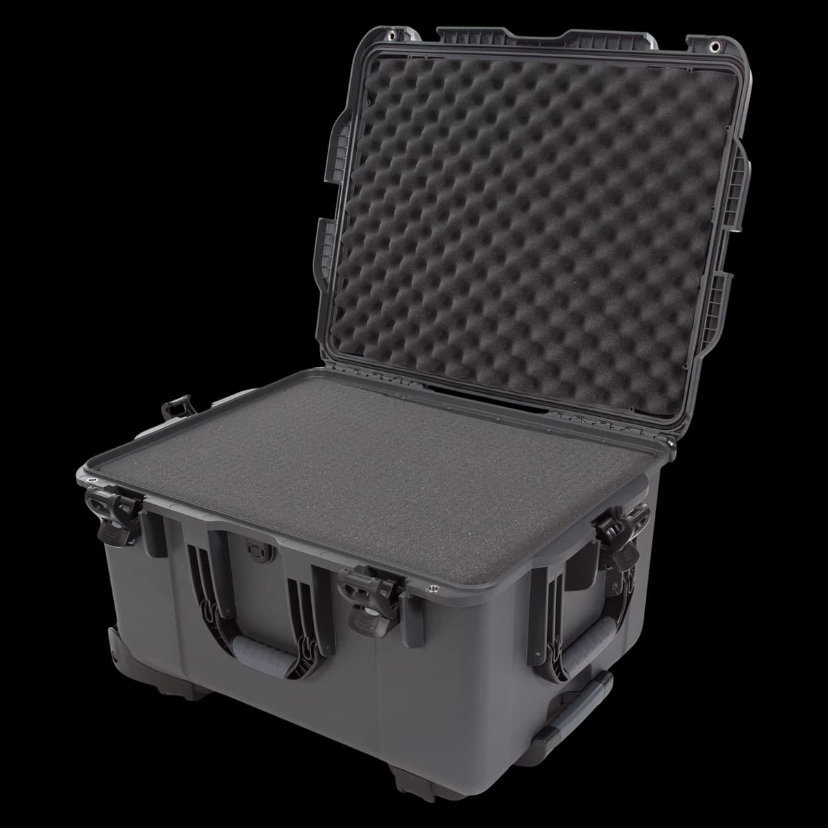 Nanuk 960 Hard Case with Foam, 25.4 x 20 x 14.5 in, Gray, Carry Handle - Case 960 w/Foam - Image 1