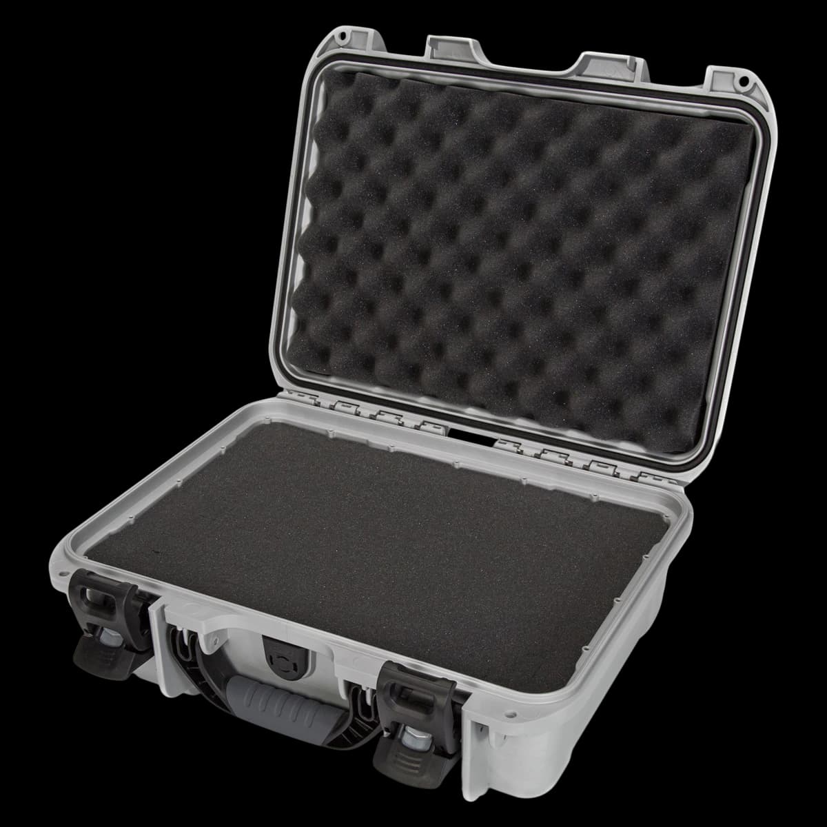 Nanuk 920 Hard Case with Foam, Silver - Nanuk 920 w/Foam Silver - Image 1