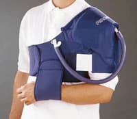 Aircast Cryo/Cuff Shoulder Compression Sleeve, Universal 42-54", Blue - Cyro Cuff Shoulder Sleeve - Image 1