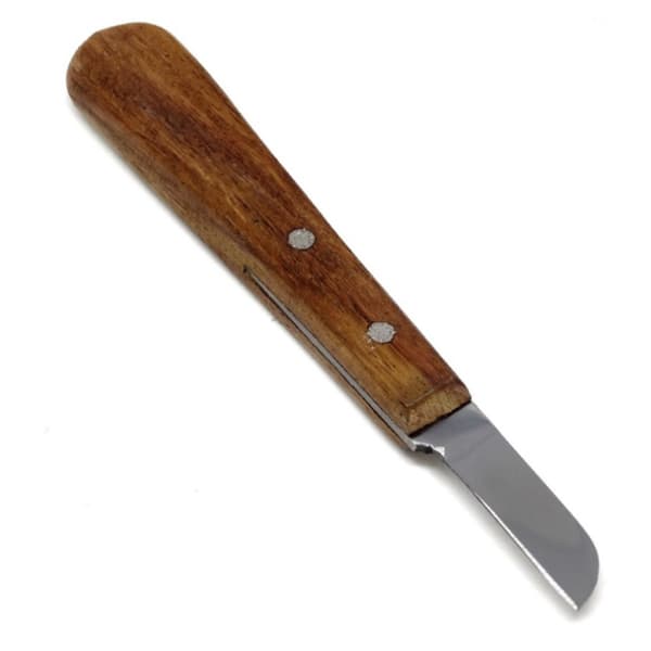 House Brand Plaster Knife #6R with Wooden Handle - House Brand Plaster knives #6R with Wooden Handle - Image 1