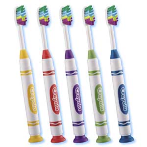 GUM Crayola Marker Toothbrush, Children 6-9 Years, Ultra-Soft Bristles, Suction Cup Base, Box of 12 - GUM Crayola Marker Brush, for children 6 - 9 years. Ultra-soft bristles - Image 1